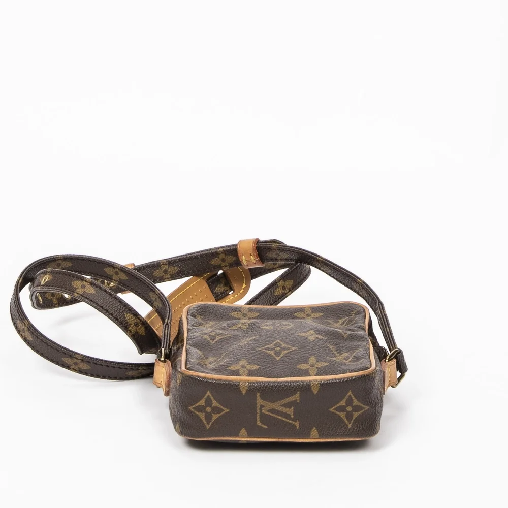 Louis Vuitton Brown Monogram Crossbody Shoulder Bag with Tan Trim